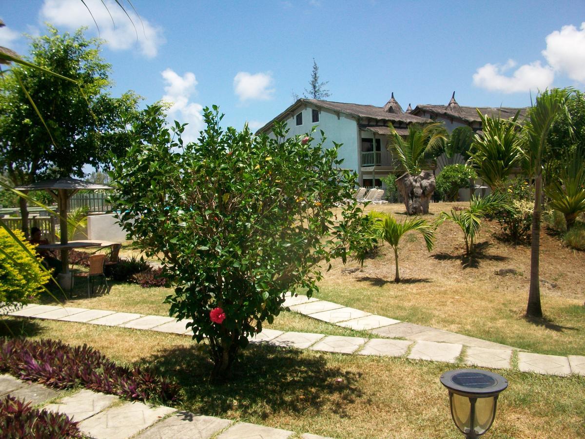 Asso Villa Belle Mare Esterno foto
